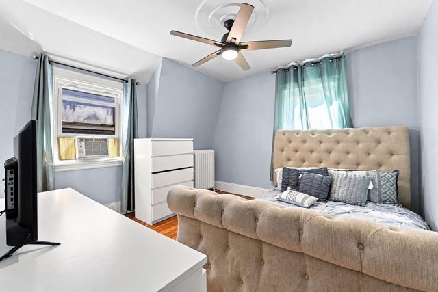 127 Rotch St, New Bedford, MA 02740