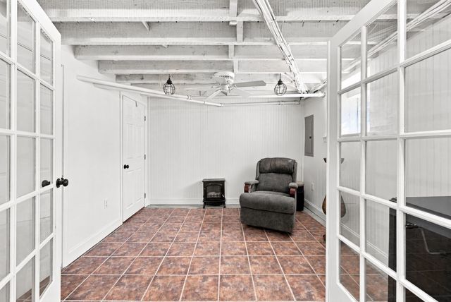 127 Rotch St, New Bedford, MA 02740