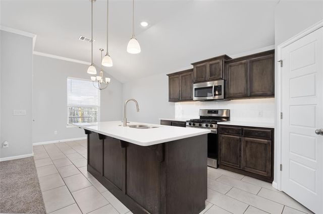 1731 Gladington Court, Newcastle, OK 73065