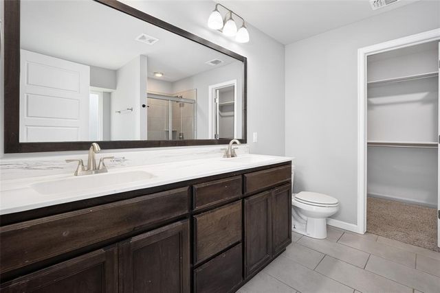 1731 Gladington Court, Newcastle, OK 73065