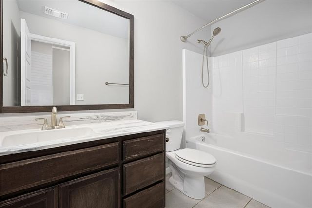 1731 Gladington Court, Newcastle, OK 73065