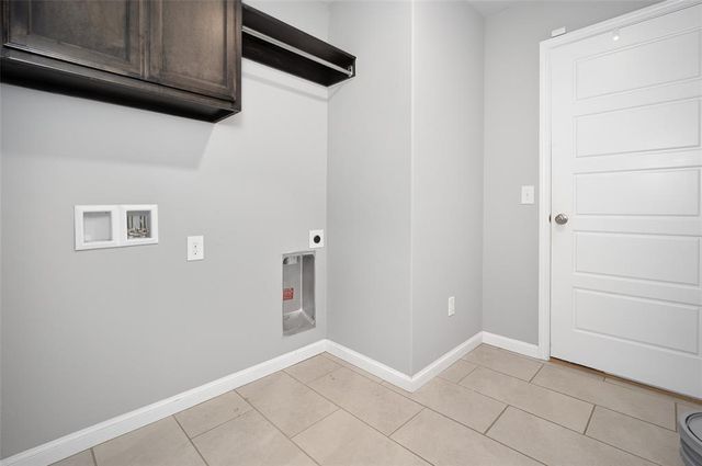 1731 Gladington Court, Newcastle, OK 73065