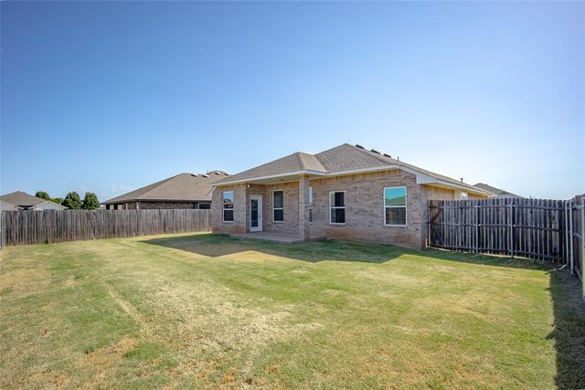 1731 Gladington Court, Newcastle, OK 73065