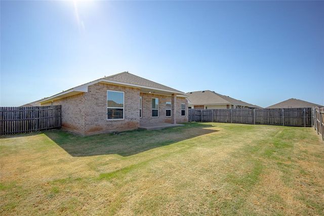 1731 Gladington Court, Newcastle, OK 73065
