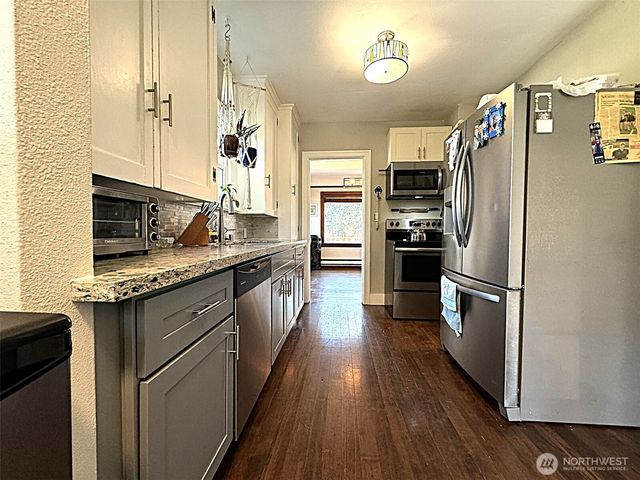 14124 6th Avenue E, Tacoma, WA 98445