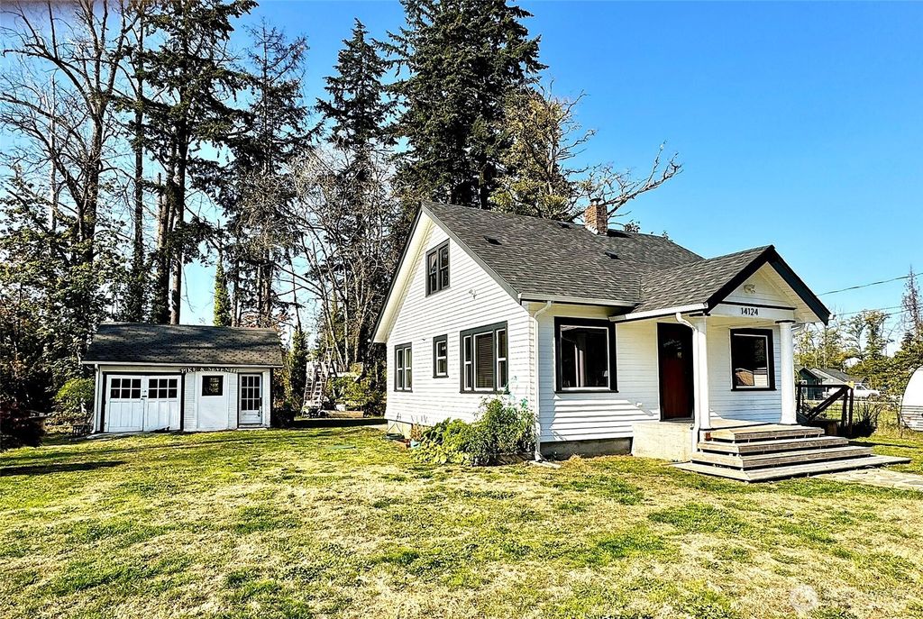 14124 6th Avenue E, Tacoma, WA 98445