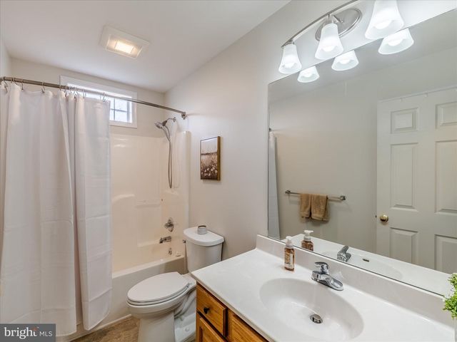 420 FAIRVIEW RD, New Providence, PA 17560