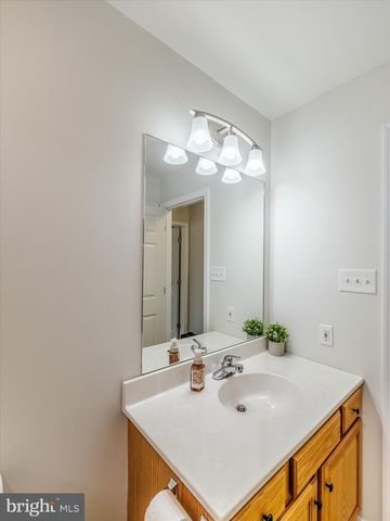 420 FAIRVIEW RD, New Providence, PA 17560