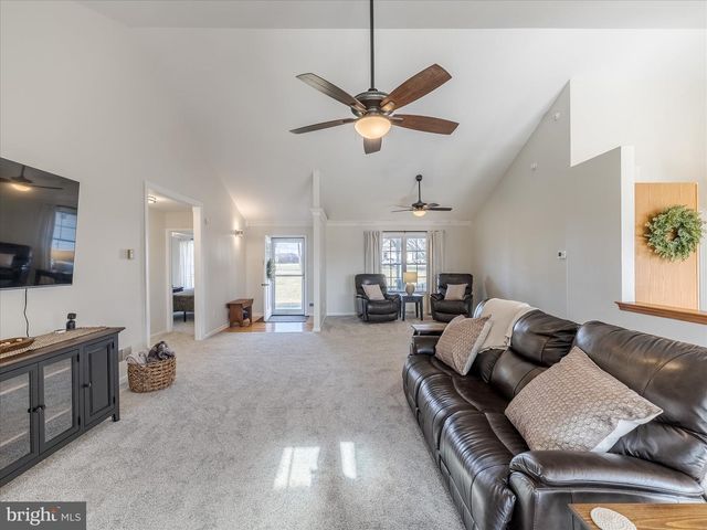 420 FAIRVIEW RD, New Providence, PA 17560