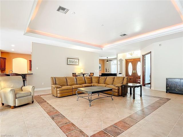 4240 5th AVE SW, Naples, FL 34119