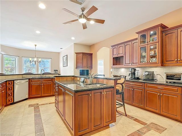4240 5th AVE SW, Naples, FL 34119