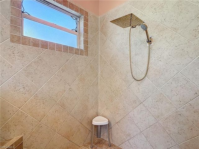 4240 5th AVE SW, Naples, FL 34119