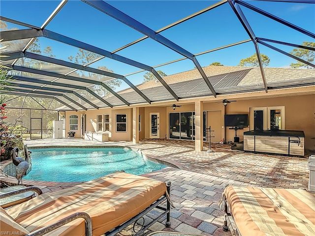 4240 5th AVE SW, Naples, FL 34119