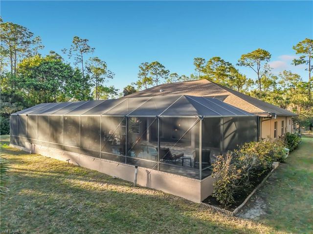 4240 5th AVE SW, Naples, FL 34119