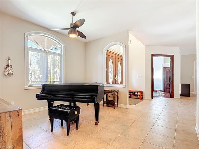 4240 5th AVE SW, Naples, FL 34119