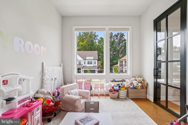 9775 SANVITALIA ST, Bethesda, MD 20817