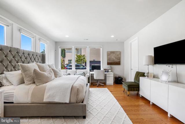 9775 SANVITALIA ST, Bethesda, MD 20817