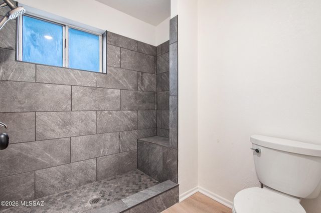 1625 W Calle Hacienda, Green Valley, AZ 85622