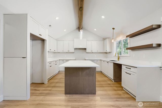 20925 SE Renton-Maple Valley Road, Maple Valley, WA 98038