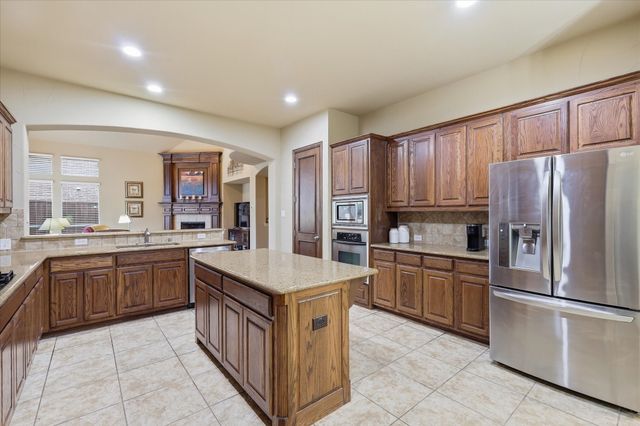 1019 Hot Springs Drive, Allen, TX 75013