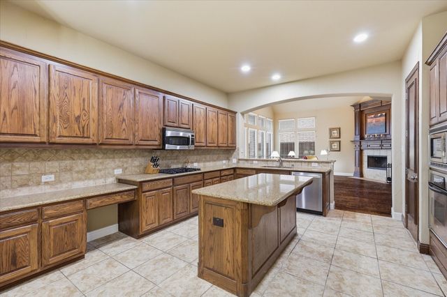 1019 Hot Springs Drive, Allen, TX 75013