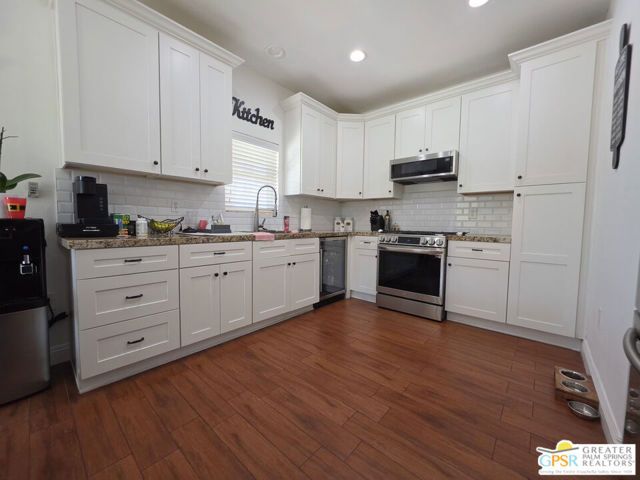 74569 Falcon Lane, Palm Desert, CA 92260