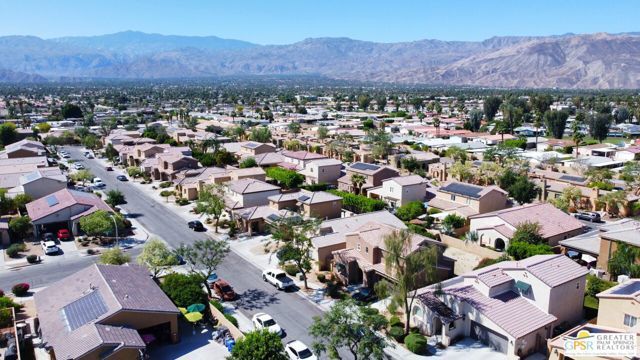 74569 Falcon Lane, Palm Desert, CA 92260