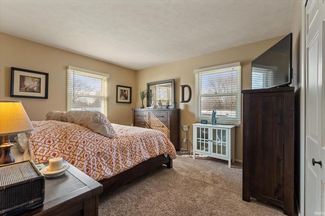 1473 Cambridge Drive, South Bend, IN 46614