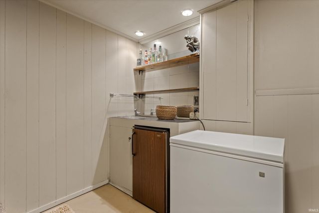 1473 Cambridge Drive, South Bend, IN 46614