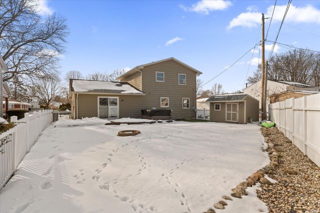 1473 Cambridge Drive, South Bend, IN 46614