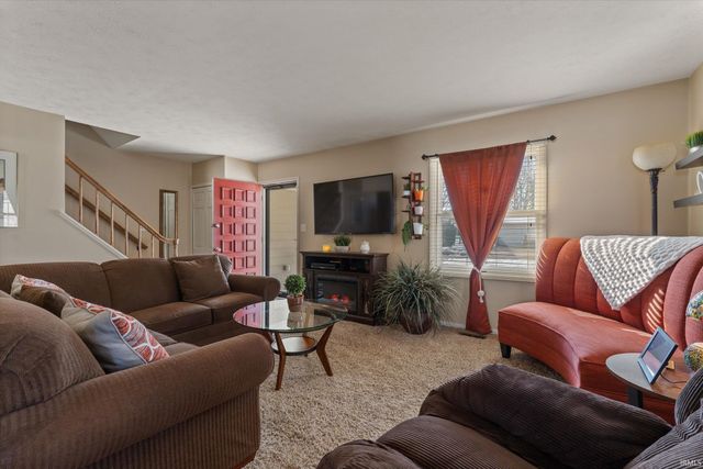 1473 Cambridge Drive, South Bend, IN 46614