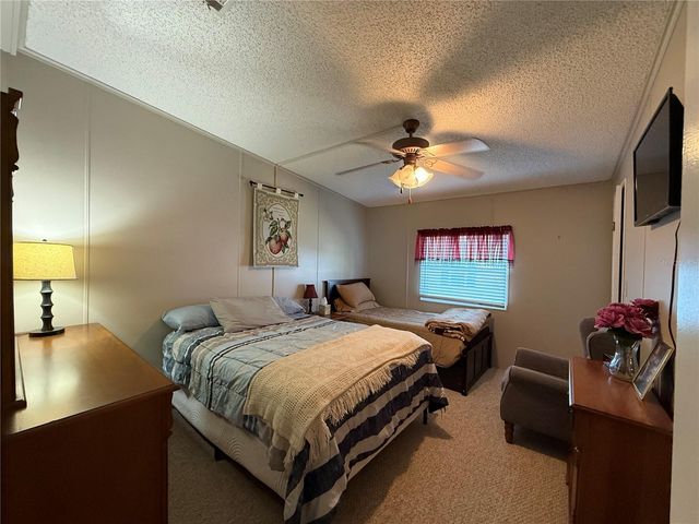 807 OAK BOULEVARD, Wildwood, FL 34785