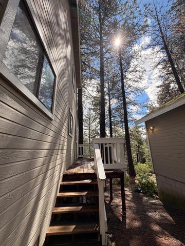 115 Main St, Gold Run, CA 95717
