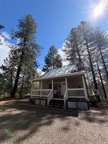 115 Main St, Gold Run, CA 95717