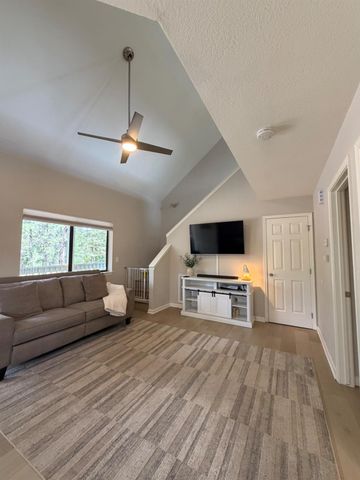 115 Main St, Gold Run, CA 95717