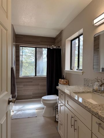 115 Main St, Gold Run, CA 95717