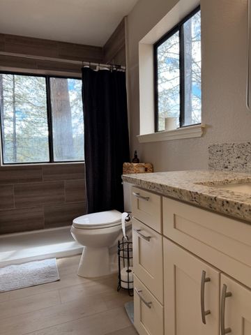 115 Main St, Gold Run, CA 95717