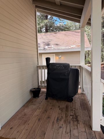 115 Main St, Gold Run, CA 95717