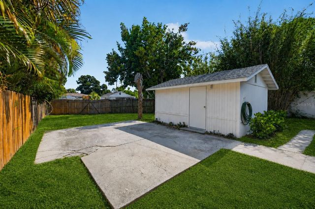 3030 10TH AVENUE N, St Petersburg, FL 33701