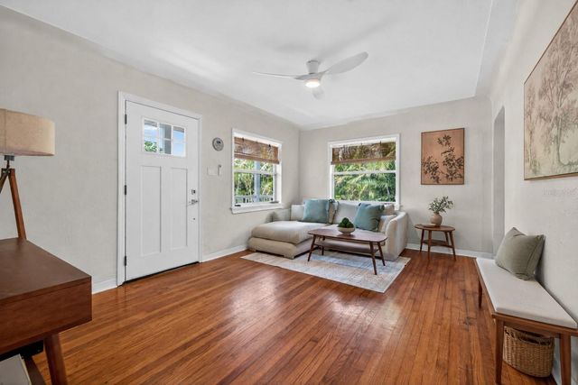 3030 10TH AVENUE N, St Petersburg, FL 33701