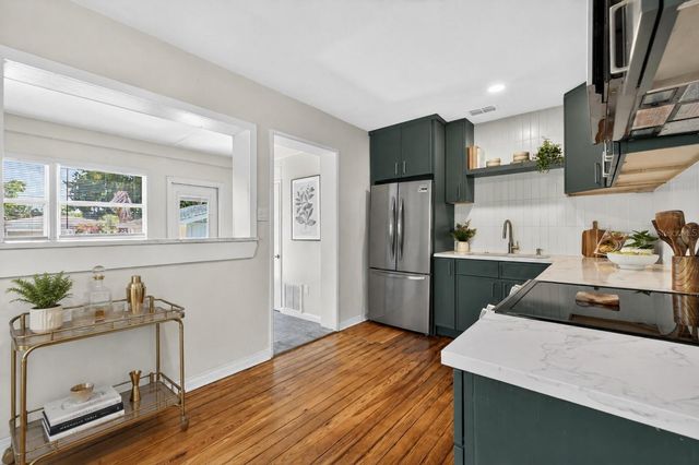 3030 10TH AVENUE N, St Petersburg, FL 33701
