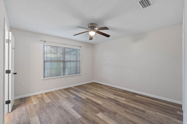 634 LLoyd St Street, Fort Walton Beach, FL 32547