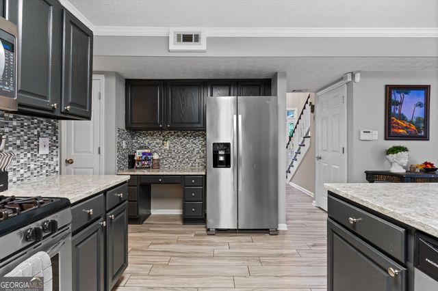 319 Le Paradis Boulevard, Sharpsburg, GA 30277