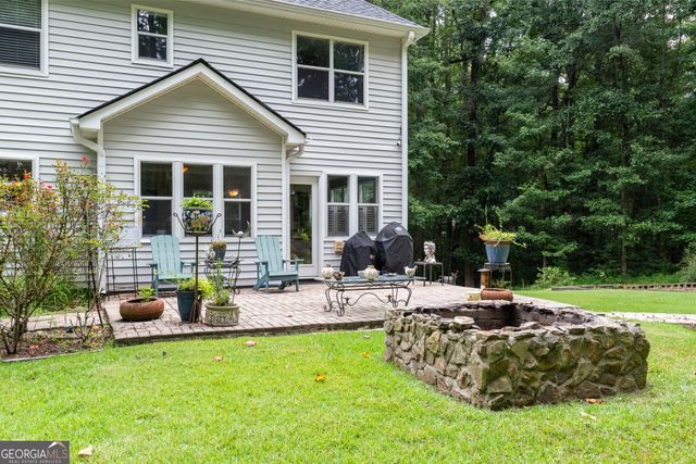 319 Le Paradis Boulevard, Sharpsburg, GA 30277