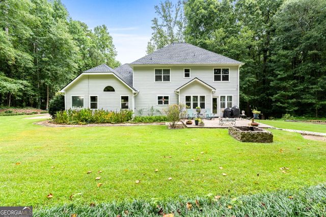 319 Le Paradis Boulevard, Sharpsburg, GA 30277