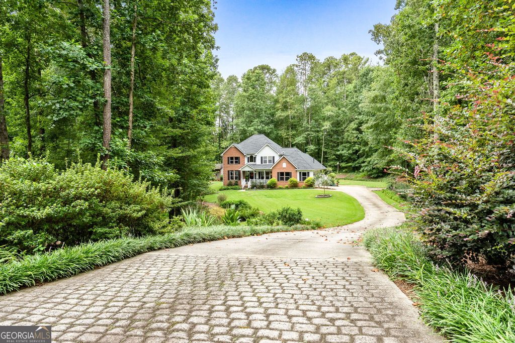 319 Le Paradis Boulevard, Sharpsburg, GA 30277