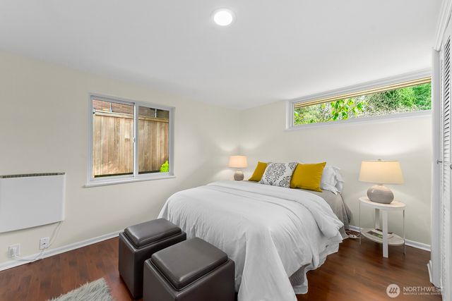 16003 32nd Avenue NE, Lake Forest Park, WA 98155