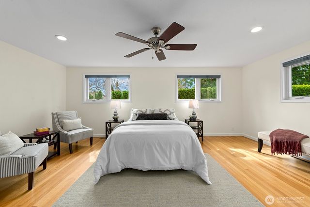 16003 32nd Avenue NE, Lake Forest Park, WA 98155