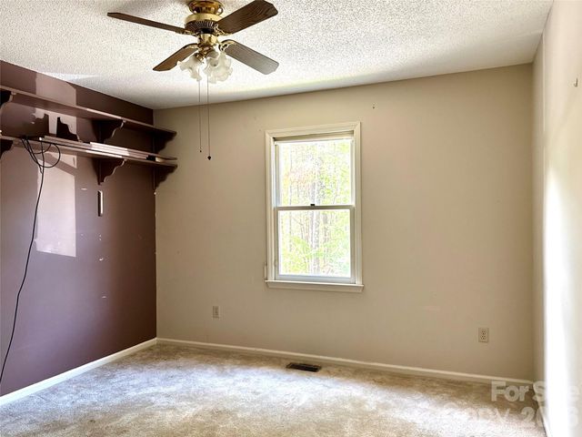 44 Sagebrush Circle, Etowah, NC 28729