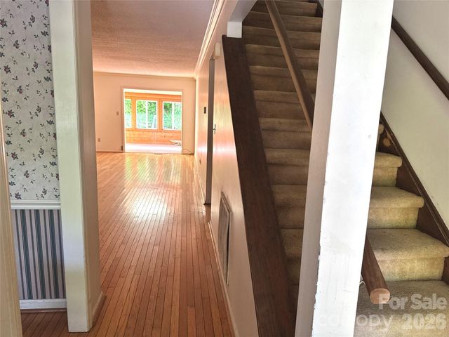 44 Sagebrush Circle, Etowah, NC 28729